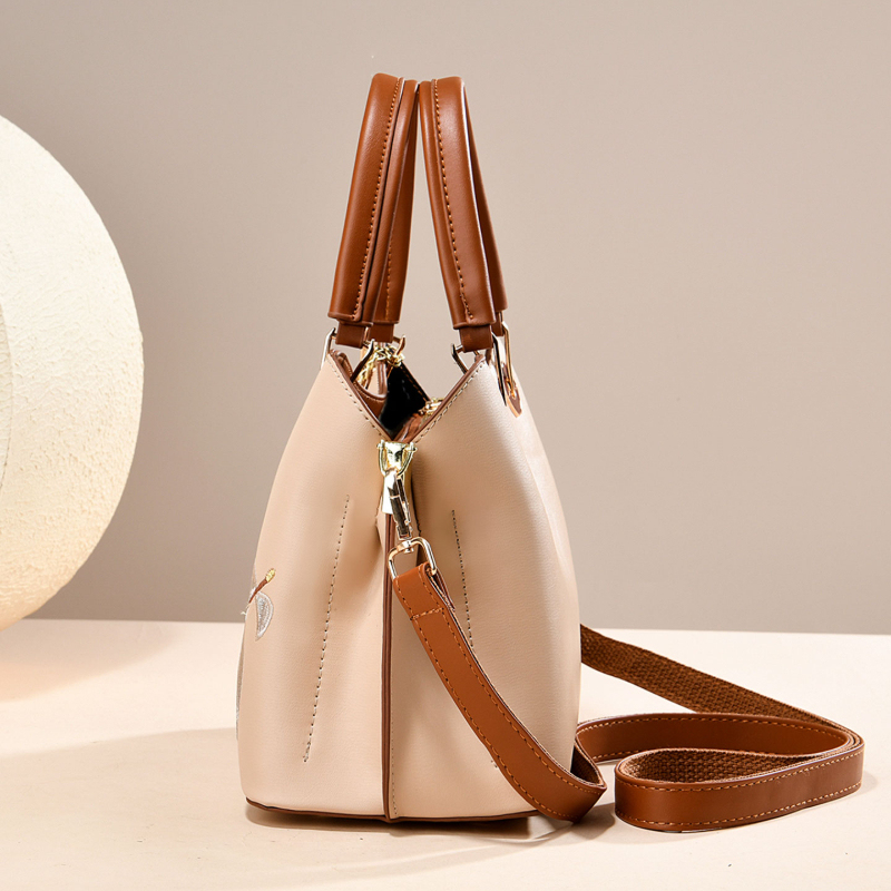 Chinese-style embroidered hand - Luxury Bags In incelemesi ve fiyatı