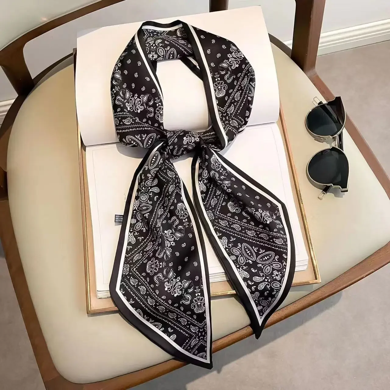 Design Print Skinny Scarf Plai - Luxury Bags Online incelemesi ve fiyatı
