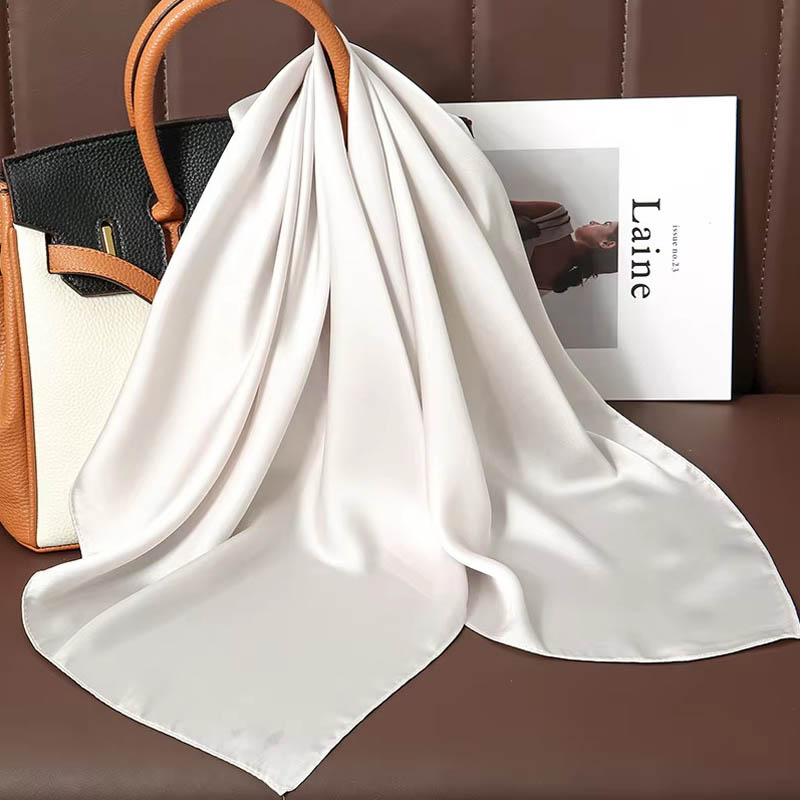 Luxury Solid Color Silk Square - Luxury Bags Online incelemesi ve fiyatı