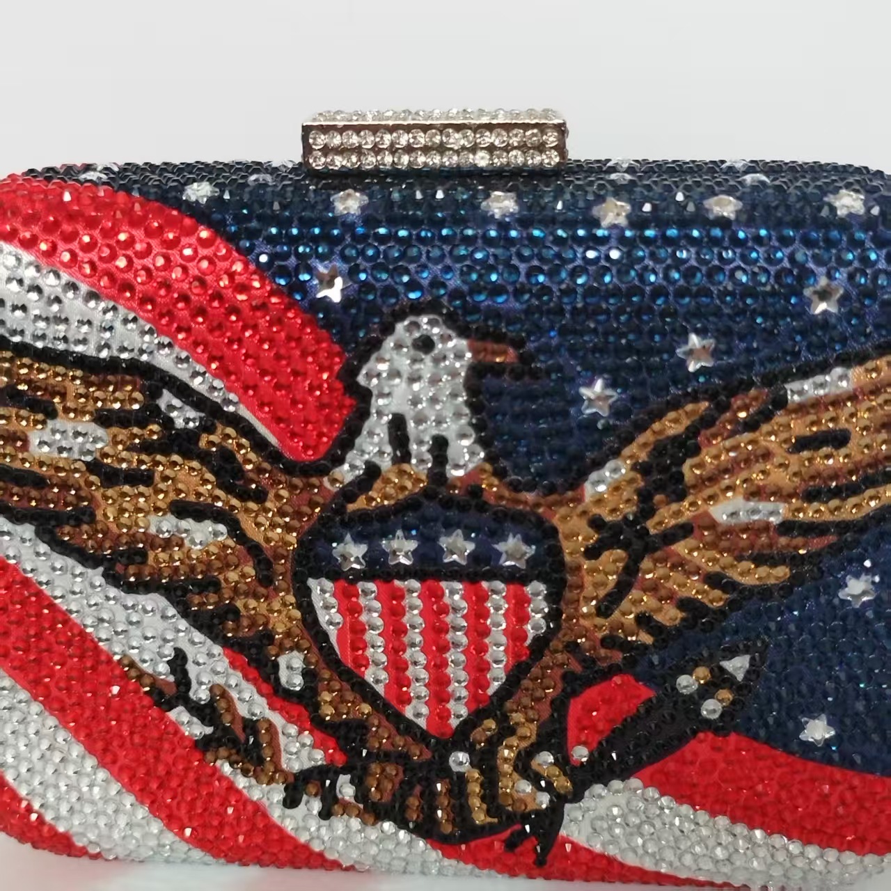 USA Flag Eagle Emblem Full Rhi - Luxury Bags In Usa incelemesi ve fiyatı