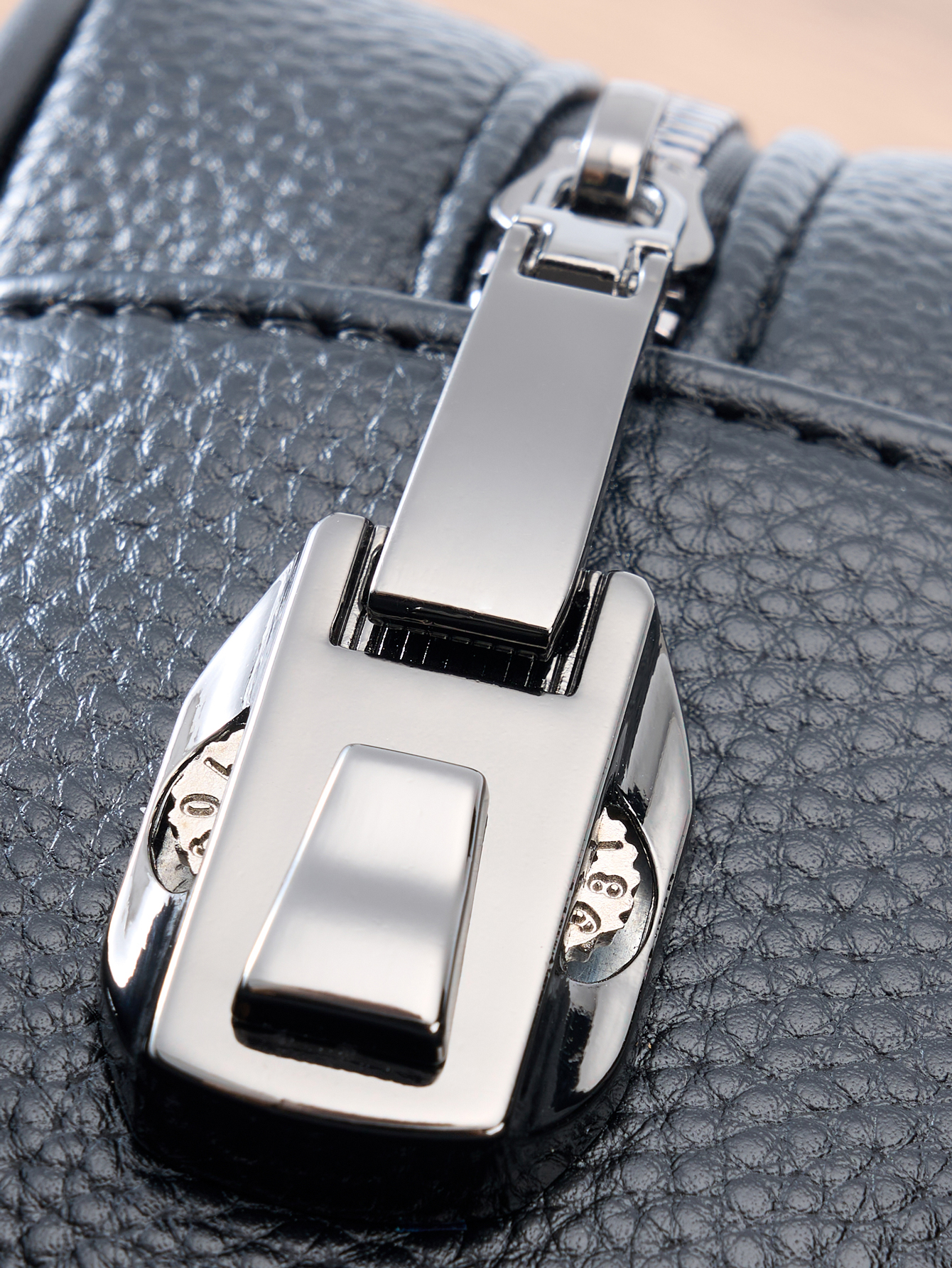 Men's PU Leather Lockable Wris - Briefcase Leather Slim incelemesi ve fiyatı